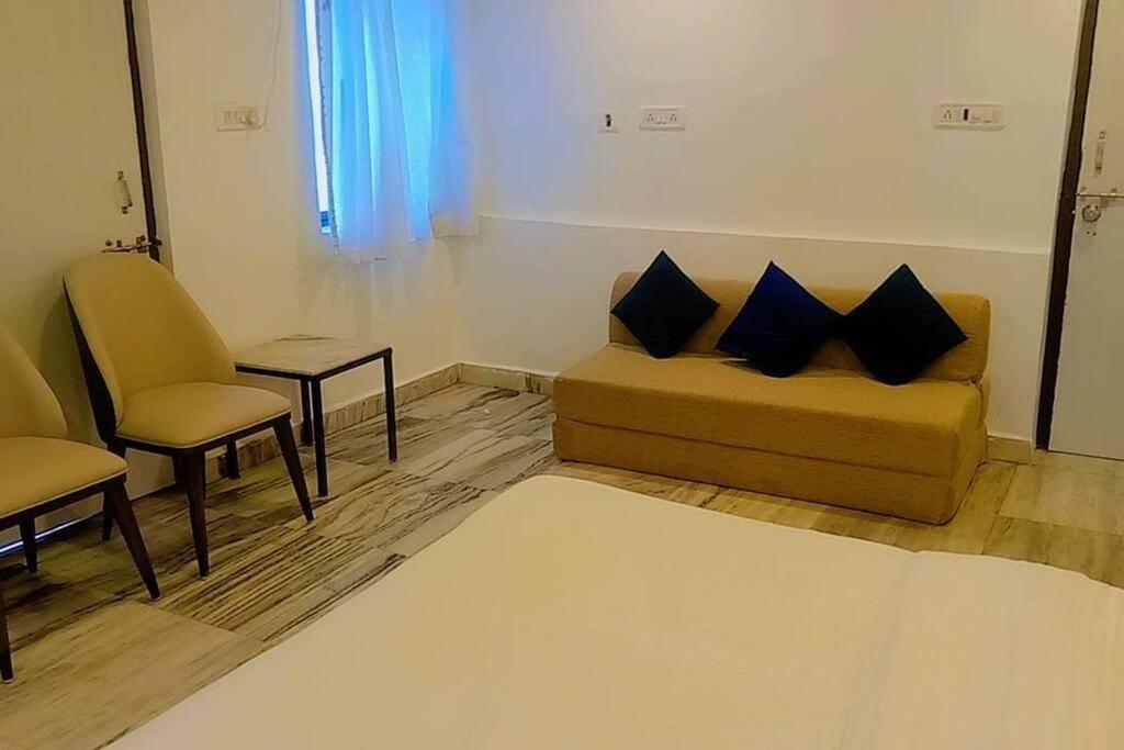 Valley Nest For 6-12 Pax เมาท์อาบู ภายนอก รูปภาพ