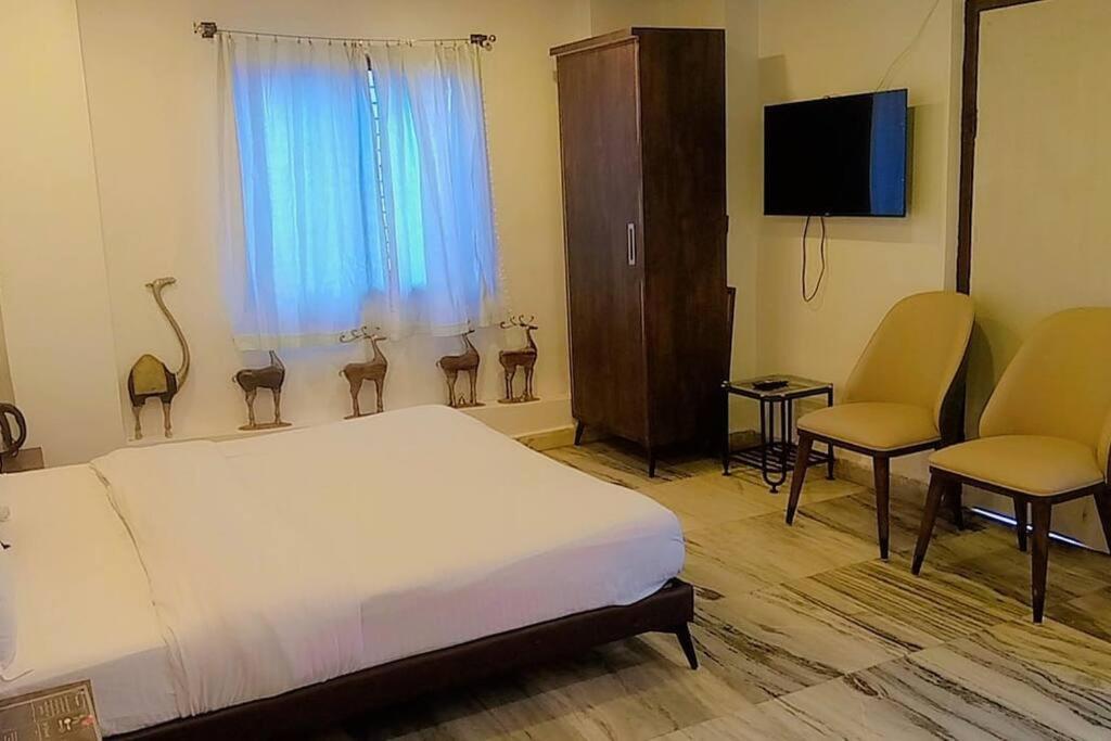 Valley Nest For 6-12 Pax เมาท์อาบู ภายนอก รูปภาพ