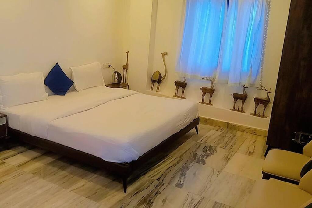 Valley Nest For 6-12 Pax เมาท์อาบู ภายนอก รูปภาพ